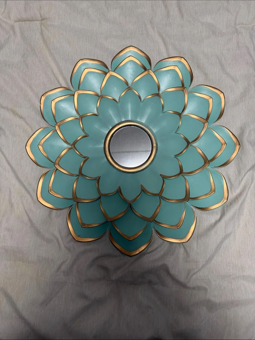 Teal Floral Plastic Wall Decor Set with Gold Accents